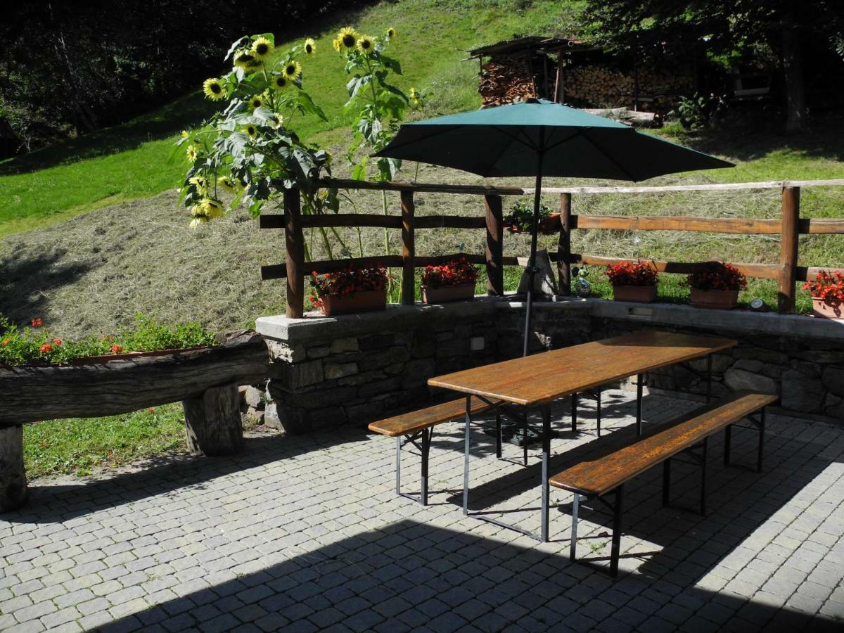 Pianello Del Lario Agriturismo Piccolo Paradiso מראה חיצוני תמונה