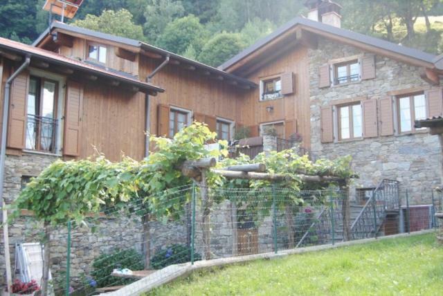 Pianello Del Lario Agriturismo Piccolo Paradiso מראה חיצוני תמונה